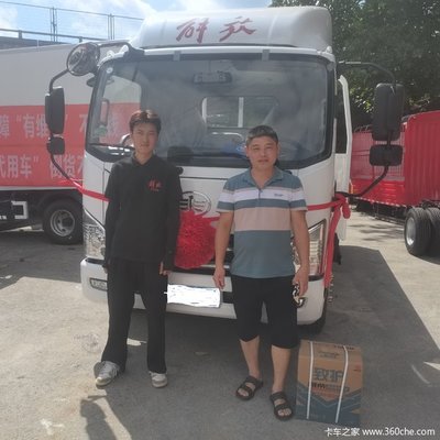 恭贺王师傅喜提“虎VN 137马力”载货新伙伴，开启日用百货销售新征程